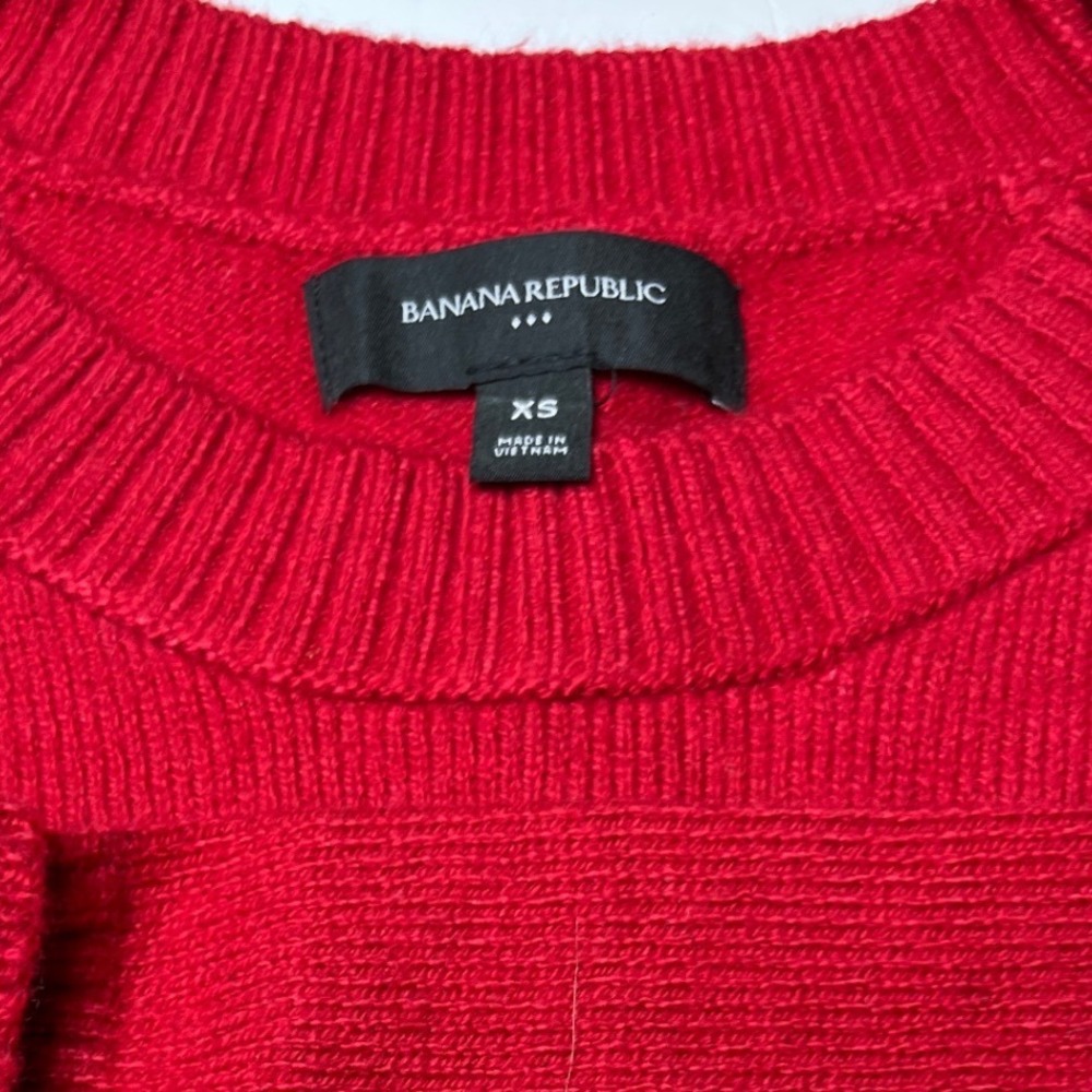 Minimalist‎ Red Crewneck Sweater Soft Wool Blend Banana Republic XS Classic - Picture 4 of 10